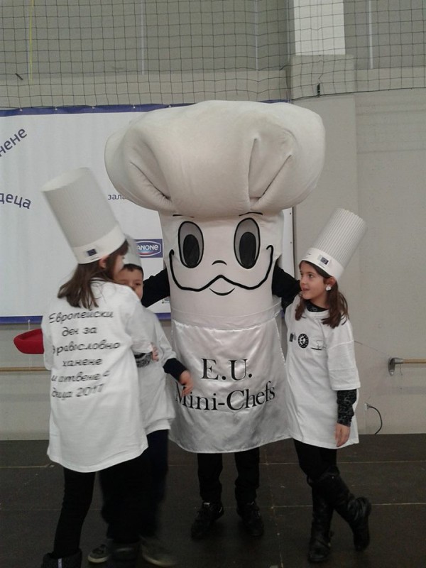 children cooking eu day